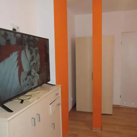 Comfortable For 5 People, Close To The Sea