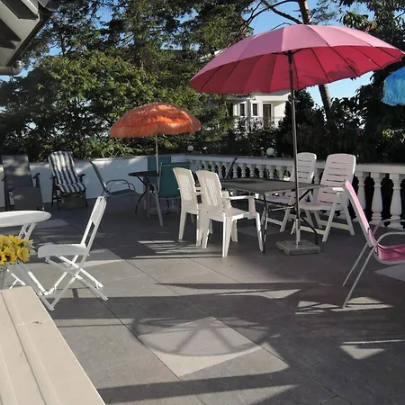 Comfortable For 5 People, Close To The Sea Apartment Dziwnowek